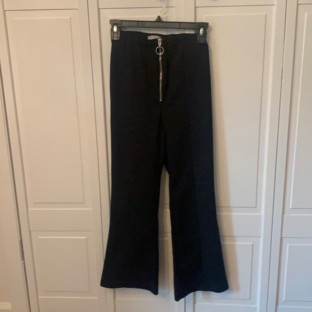 FINDERS black pants with Zipper
